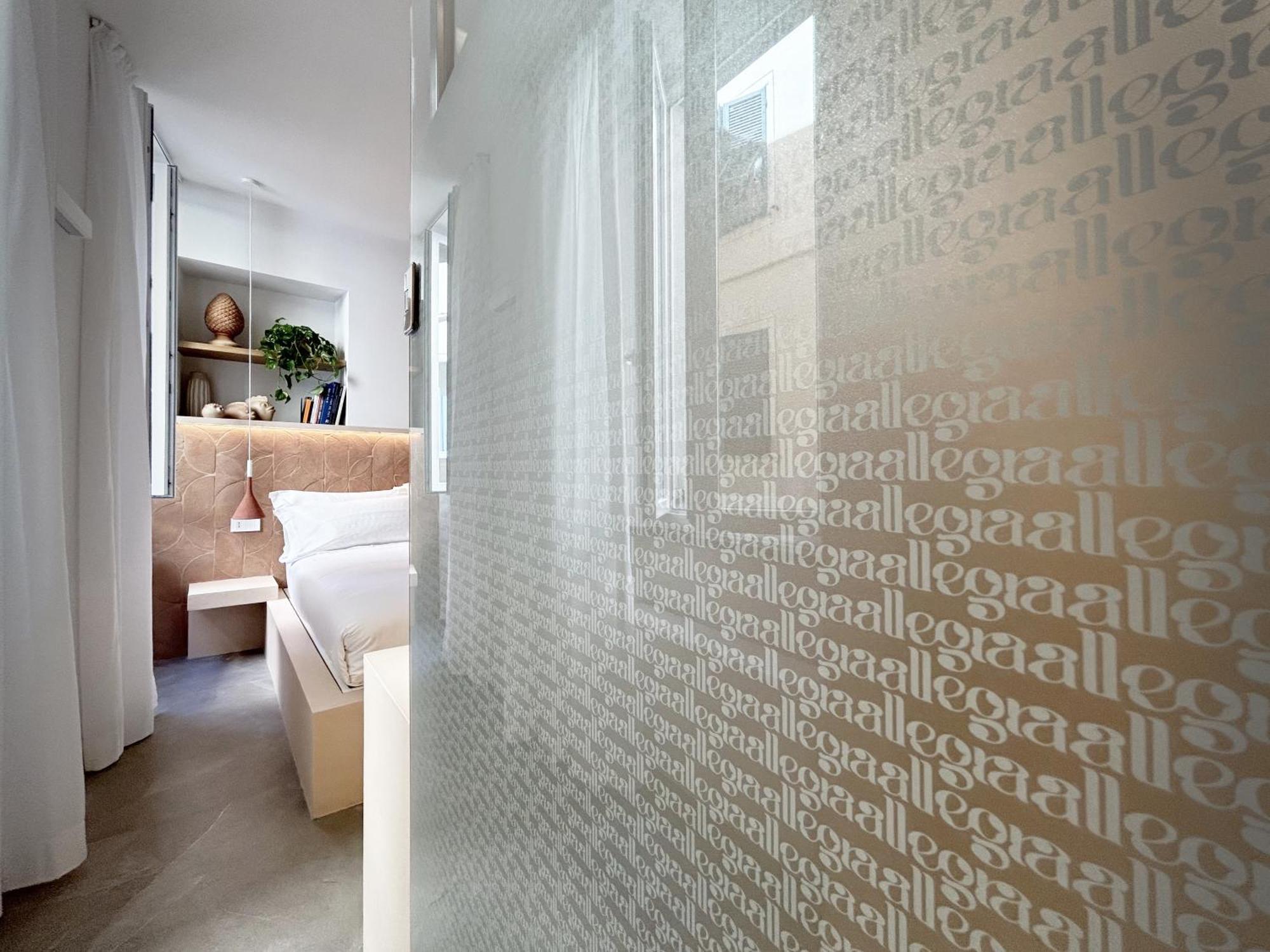 Allegra Suites Монтероссо-аль-Маре Экстерьер фото